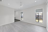7   Henley Cl 2 - Bed 2