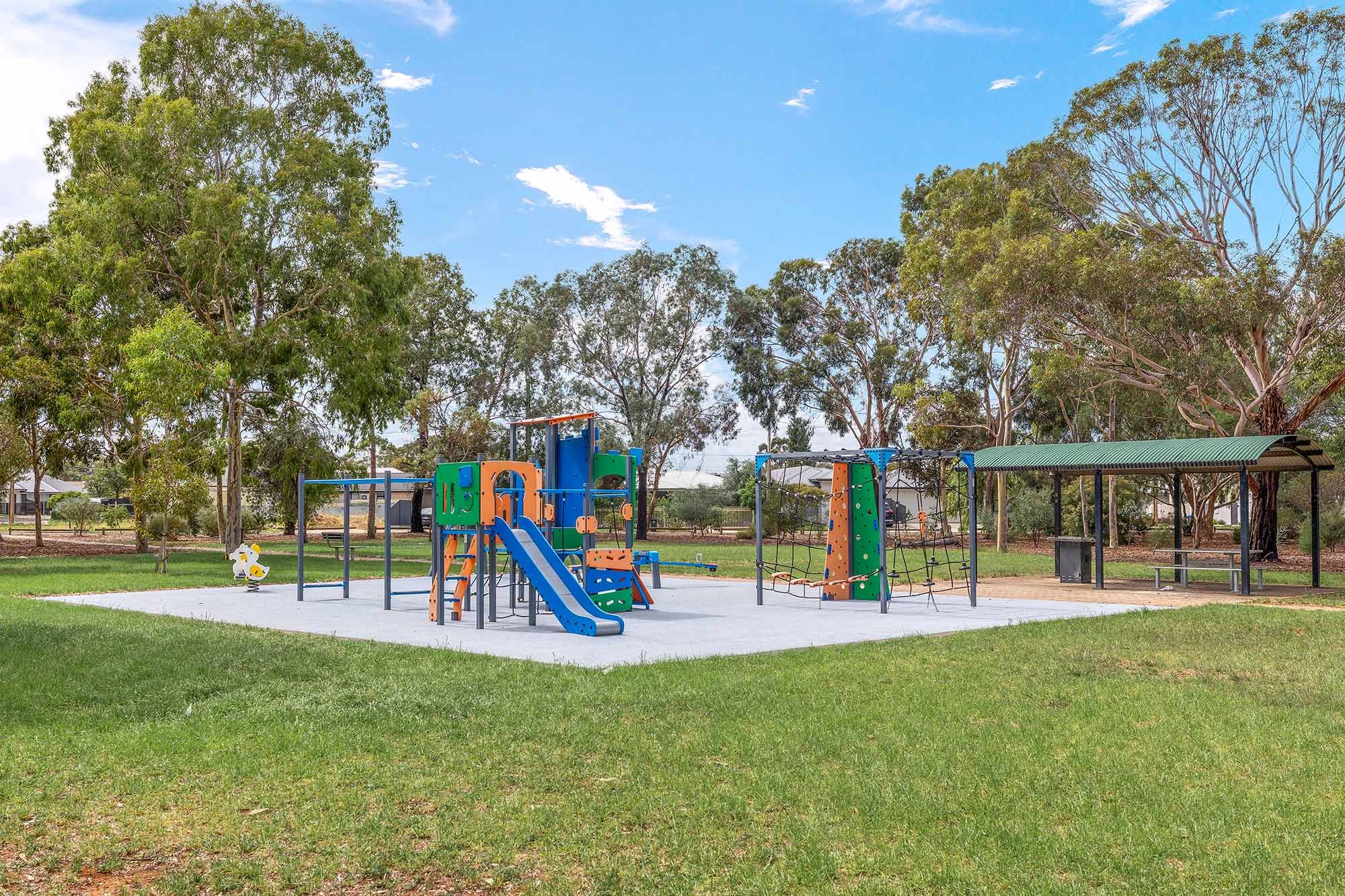 Northfield   Bond Street Reserve LR No Logo