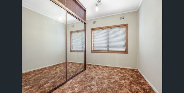 1st bedroom