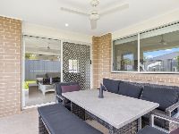 2 bradman-drive-woongarrah-15-furnished-covered-alfresco