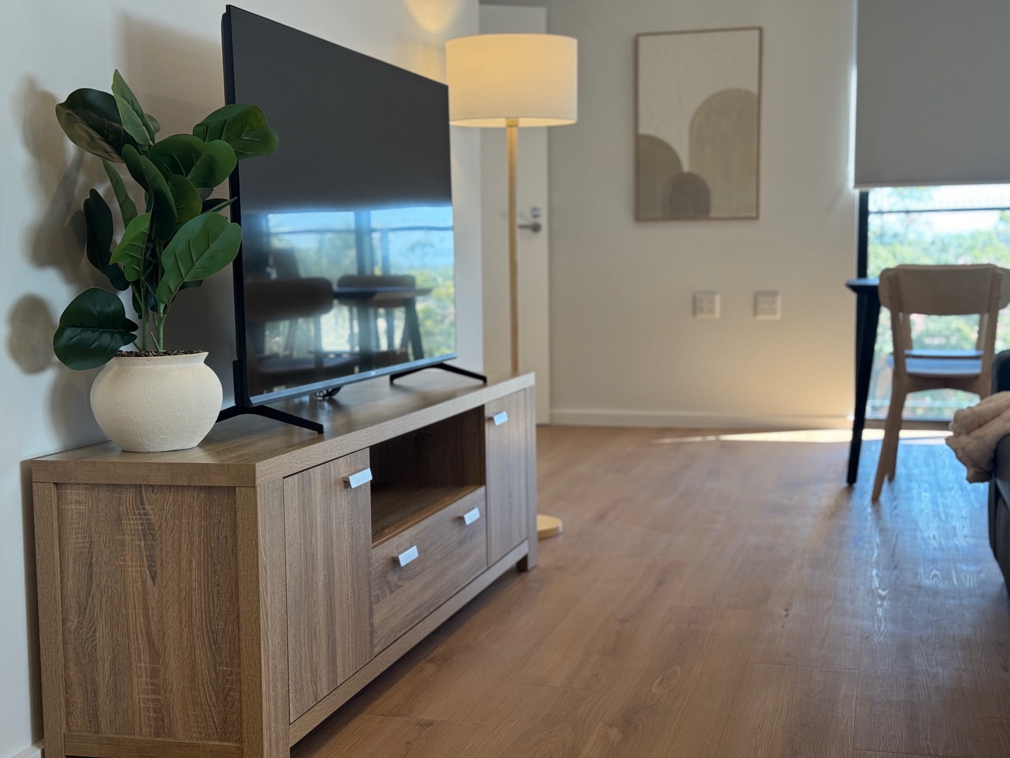 1 Birchmore Apt4_10
