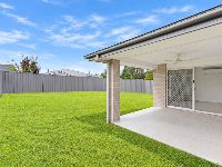 2 bradman-drive-woongarrah-11-covered-alfresco-and-backyard