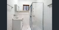 toilet   bath
