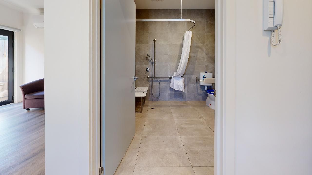 11 Japonica-St-Bathroom