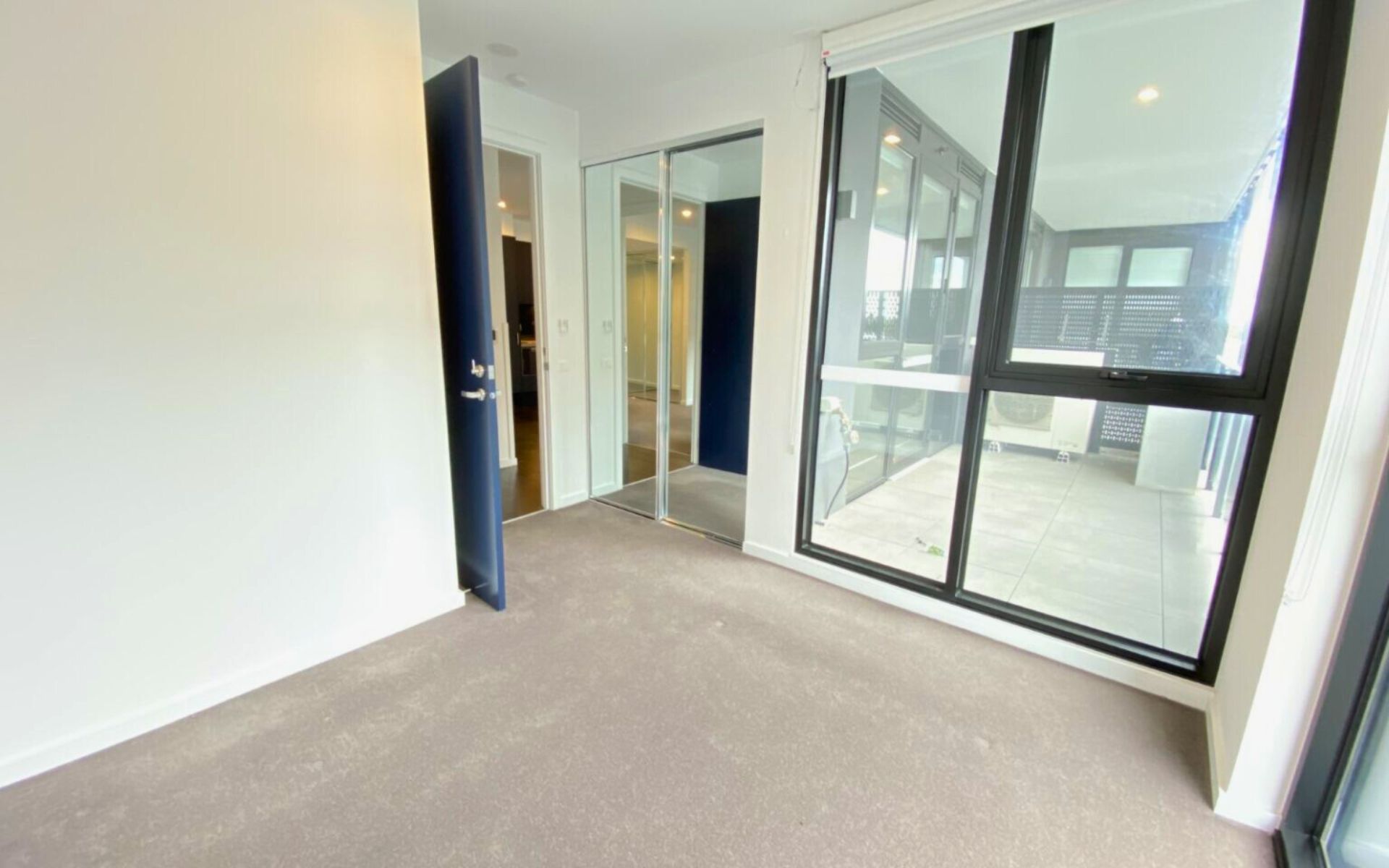 Blackburn pace   2nd Bedroom