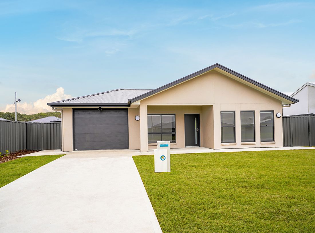 Mt Gambier 08_Ext_01_crop_Small Size