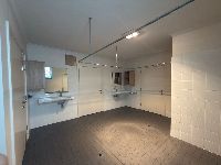 1 52 Foster Street - bathroom 3