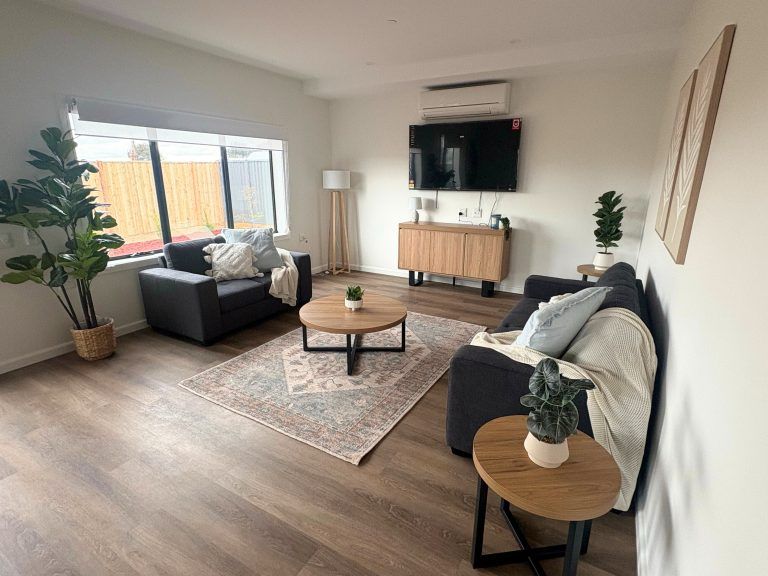 Main Lounge3-768x576