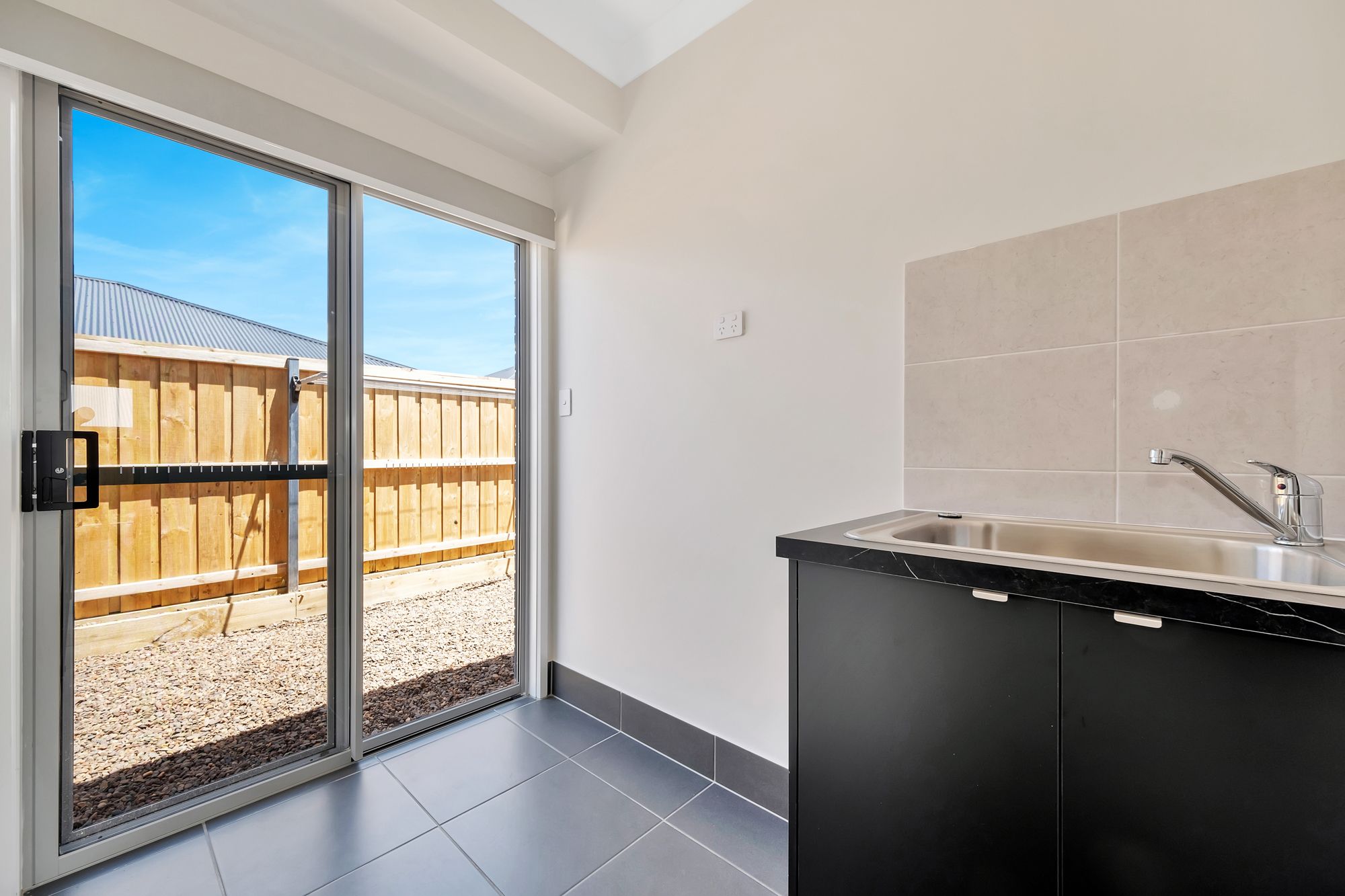 6 Cruiser Street Chisholm 12