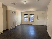 1 52 Foster Street - living area