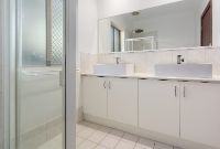 bathroom 2 clovelly park