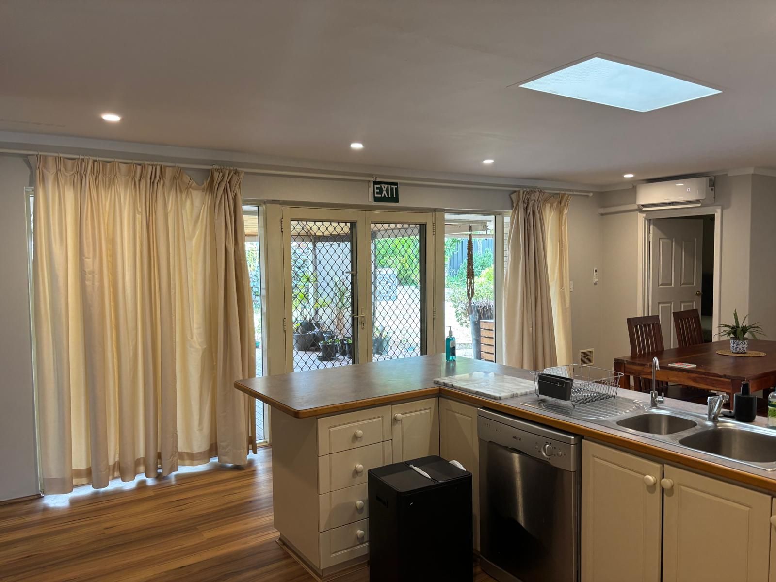 Duncraig SIL Kitchen 2