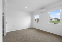 005 Open2view_ID990157-2_11_Ewan_Cres_Kearney_Springs