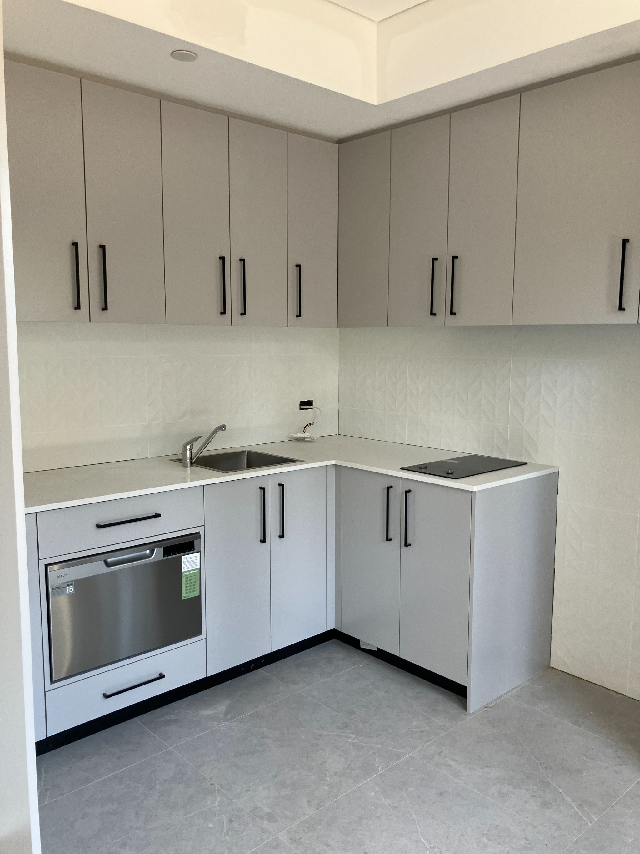 1e298e8a bf7b-4a6d-ab57-764d34d40a75-lg-Kitchen