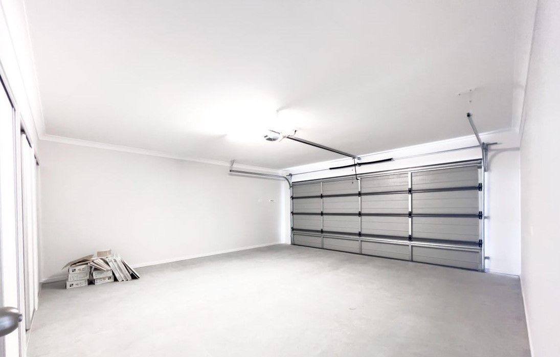 Home Carer s Alliance Sutherland St Gleneagle - garage