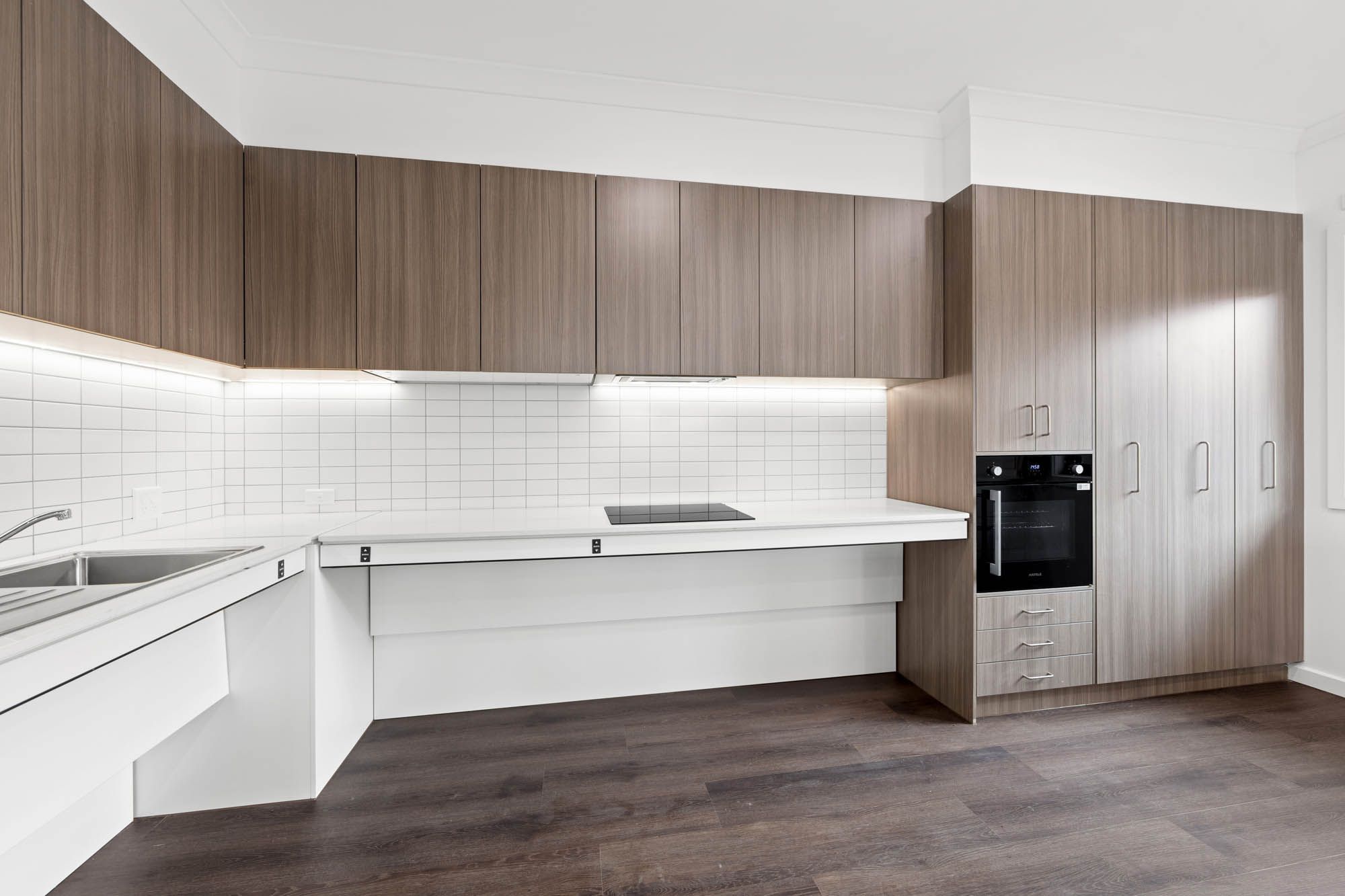 Fraser   Kitchen 2 LR No Logo