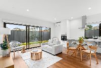13 LochSt-Cranbourne-8