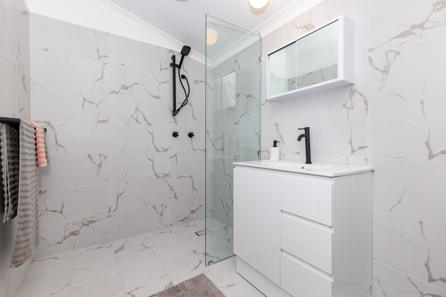 17 Stepney Rd Armadale 16