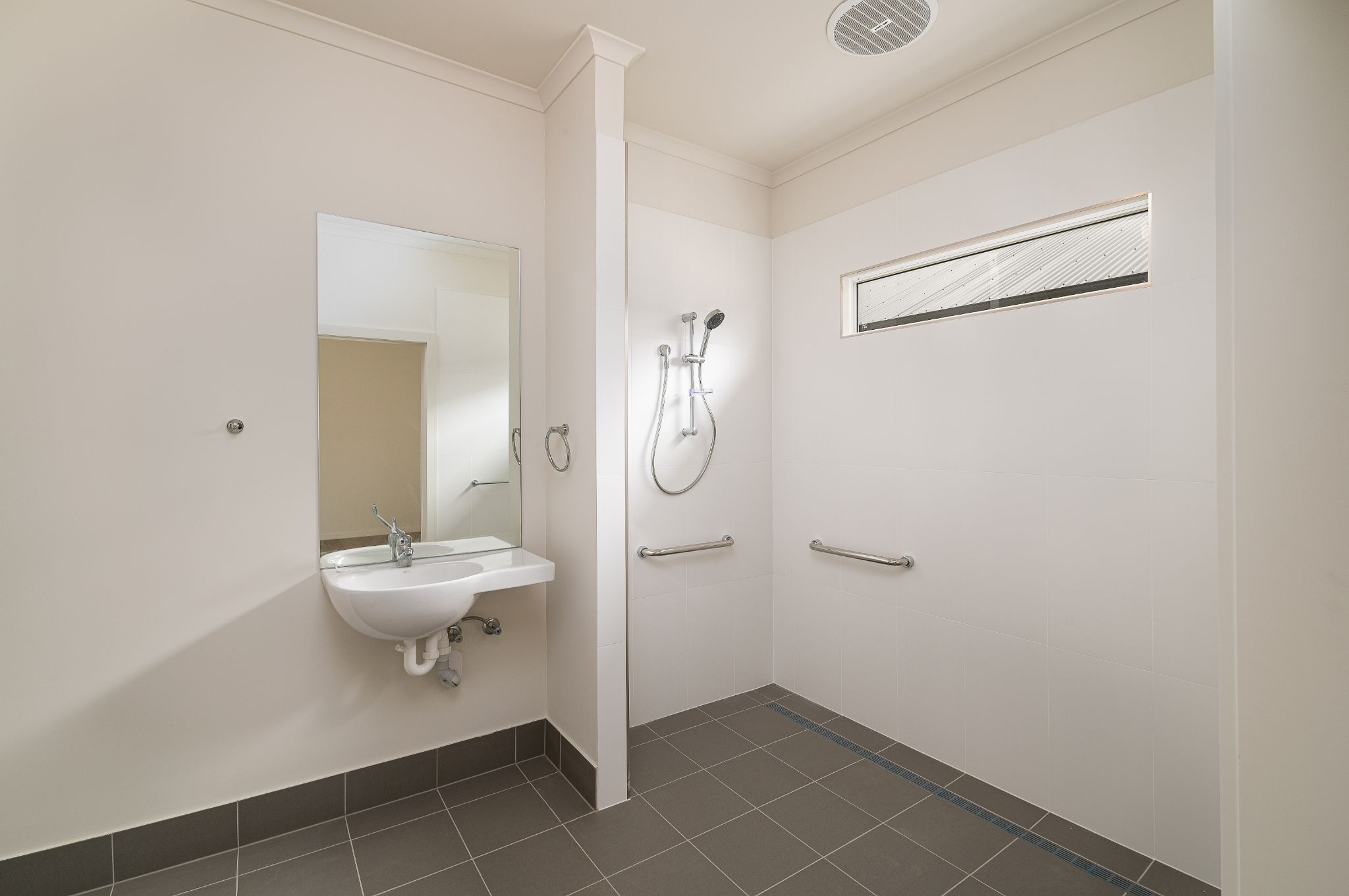 Bedroom 4d BathroomA