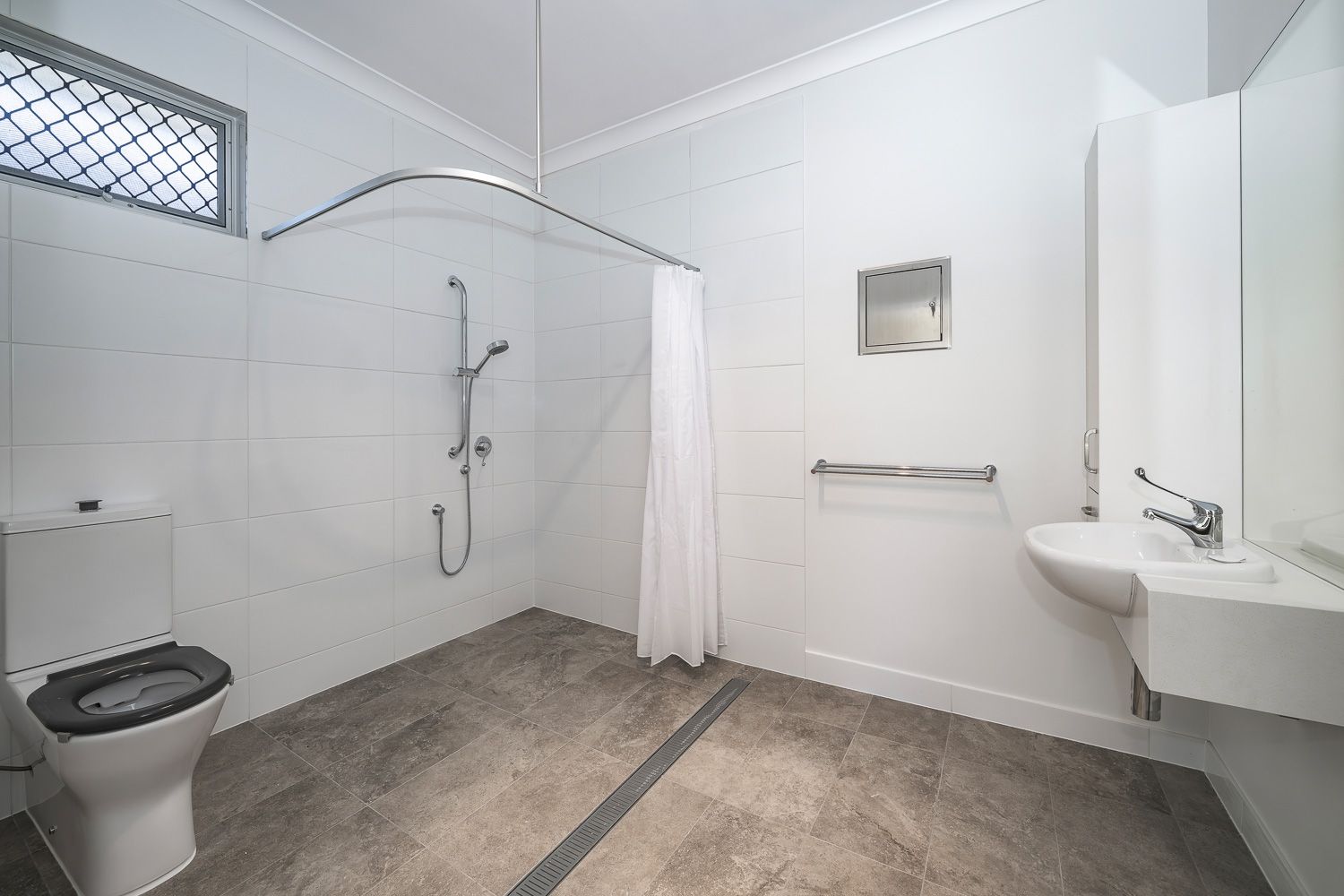 Generic bathroom 2