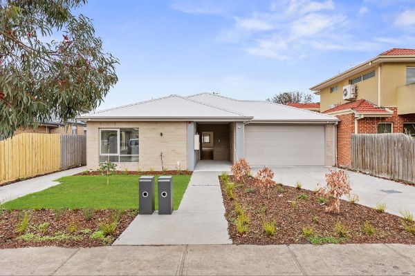 Freda   Facade 1 LR No Logo