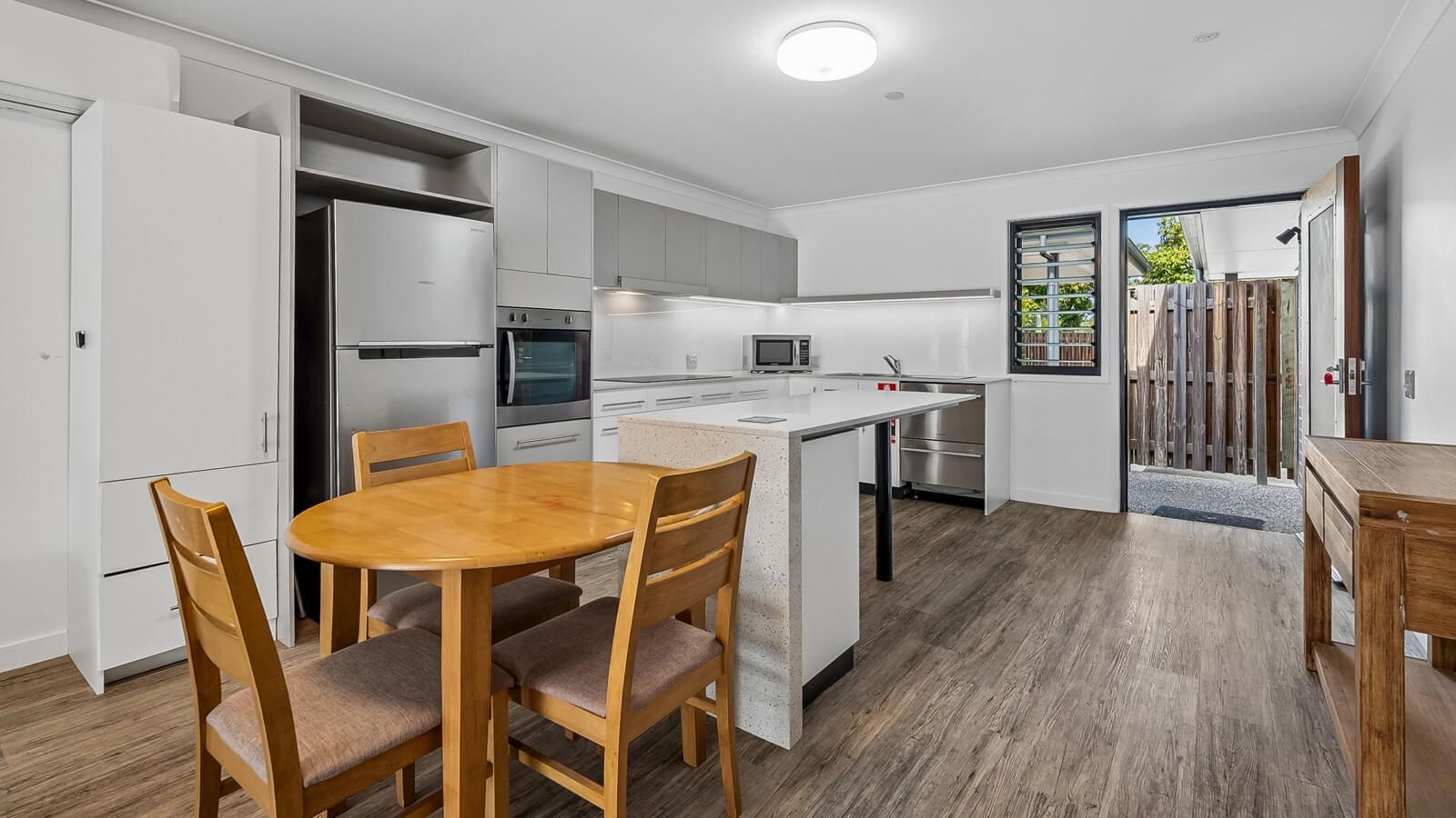 DAX40241P Kitchen_l