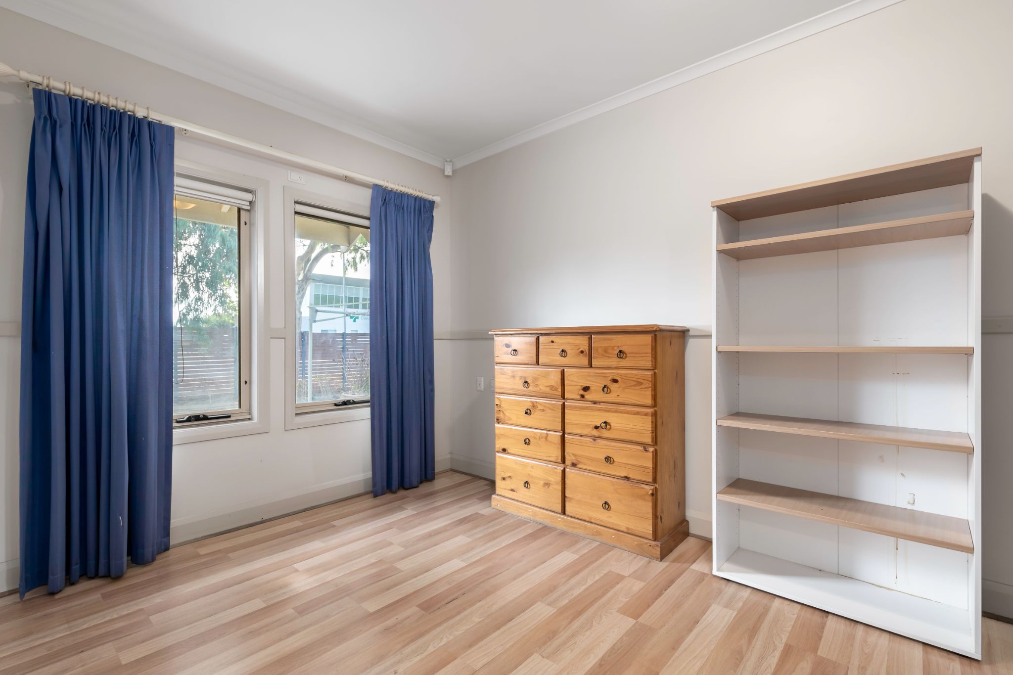 Lightsview    1 Light Terrace - 01