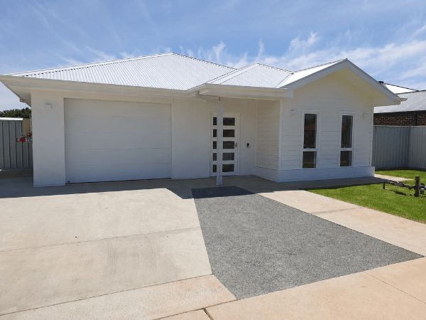 Frint yard-81-Riverside-Mildura-
