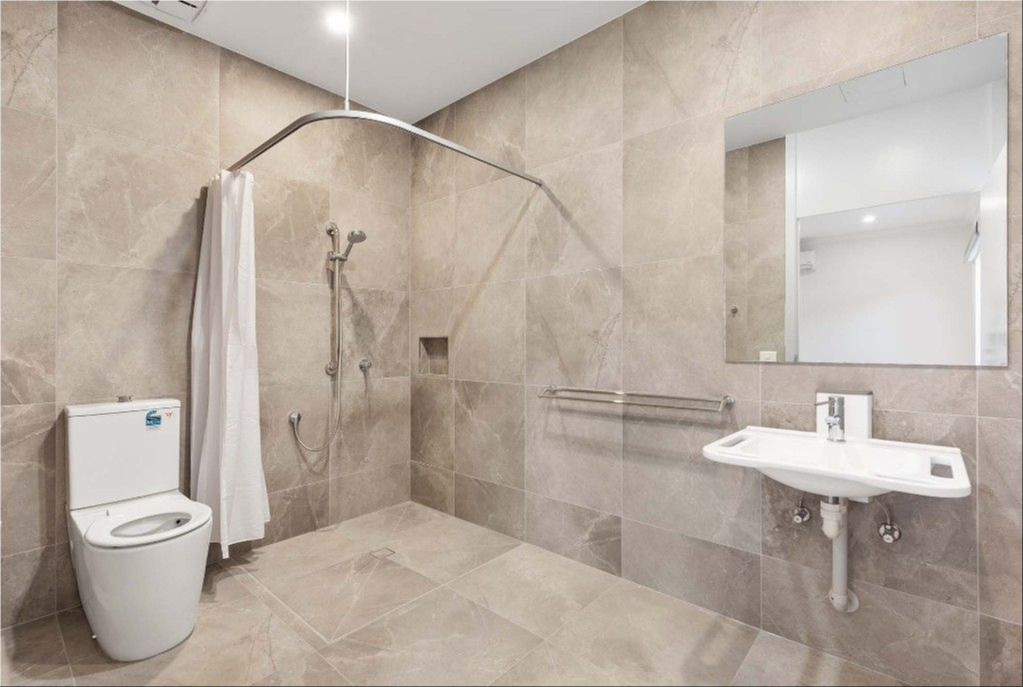 61 Bathroom