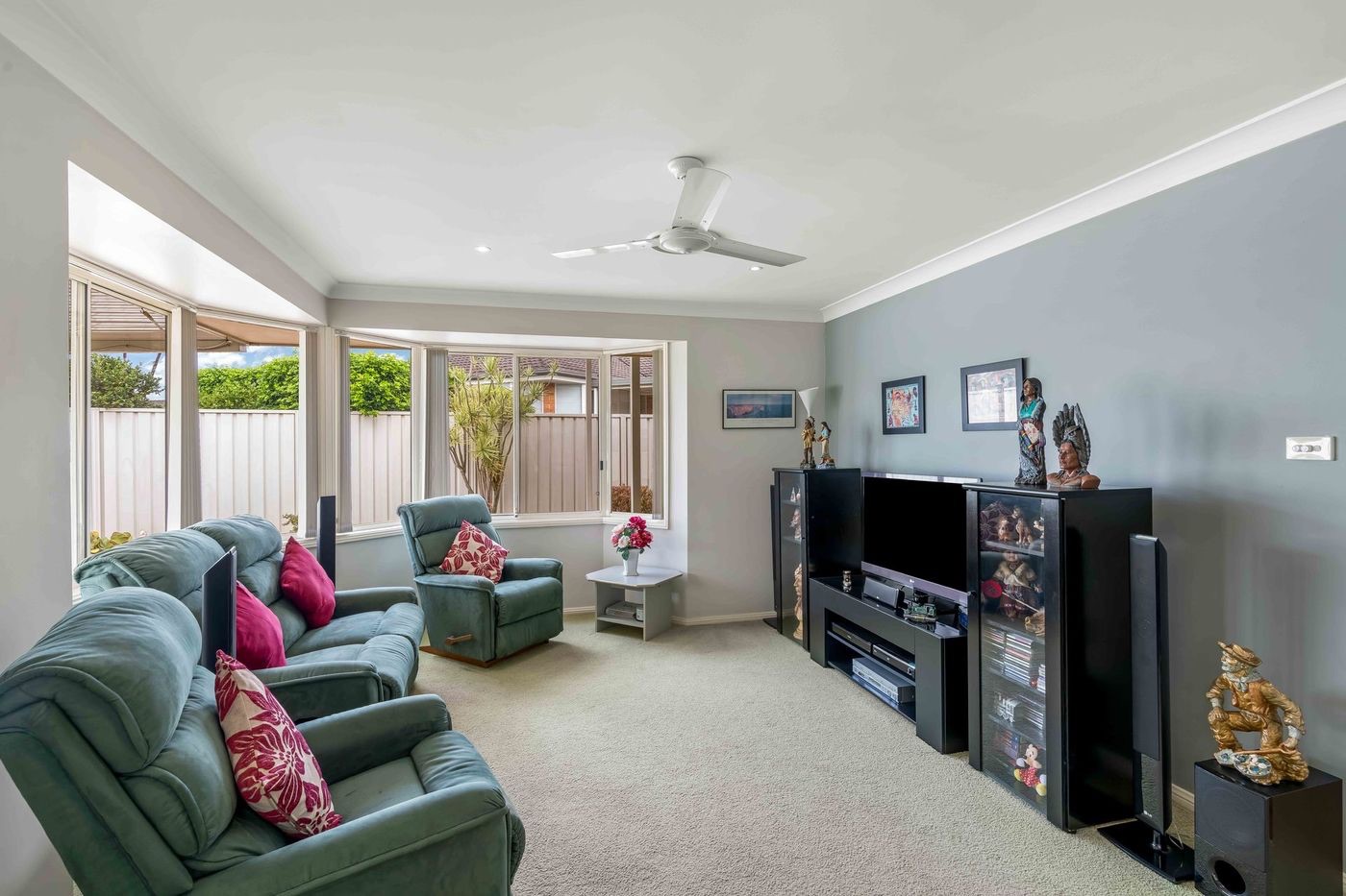 DD7B20B1 2DC7-48AB-BE3B-16924E44310F