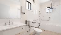 Allambie Heights_Bathroom