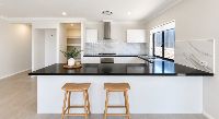 cooranbong burnside-kitchen-black-stone-breakfast-bar