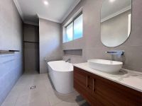 Fulham Gardens Bathroom 2