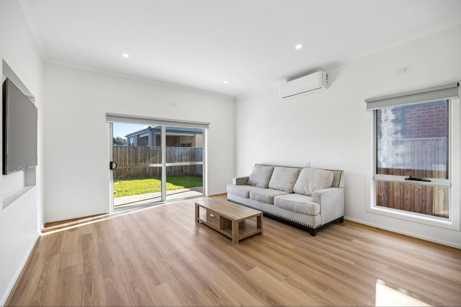 26 Mimosa_Drive_Beveridge_VIC_3753-26_Mimosa_Drive-Bruno_Calfapietra_132_1600_20