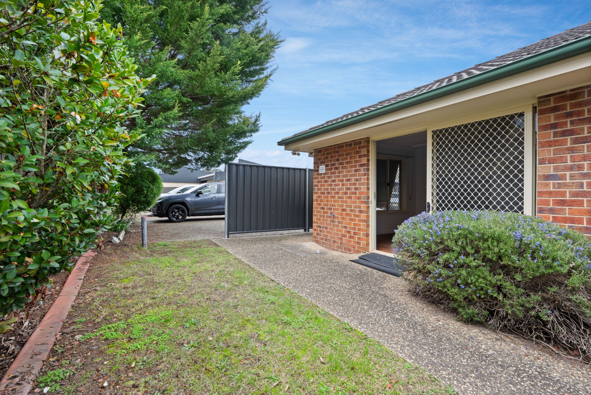 12 Kambora Ct  Lavington-5