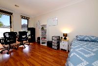 Sunnypine1537027C Cairnlea