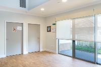 09 LR-SILL040_fern bay_living_bedroom1