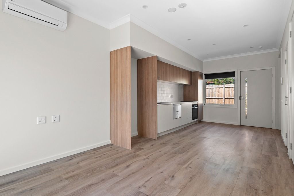 Unit 2 12 Smith Avenue Noble Park 008_1024