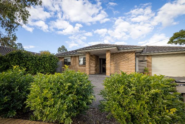 Ryde 0335 front of home