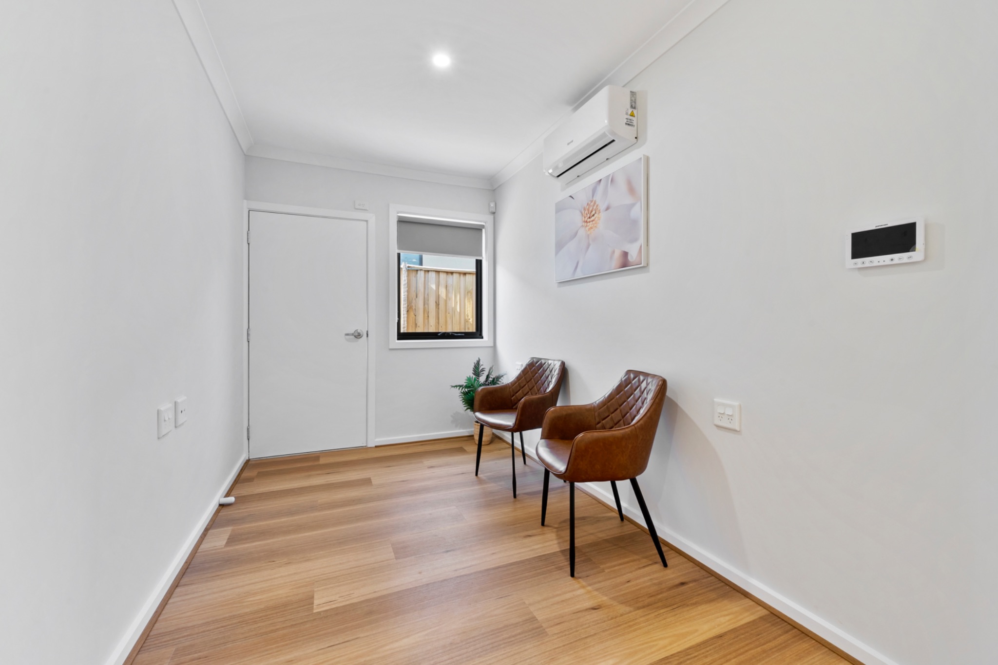 008 Open2view_ID862029-