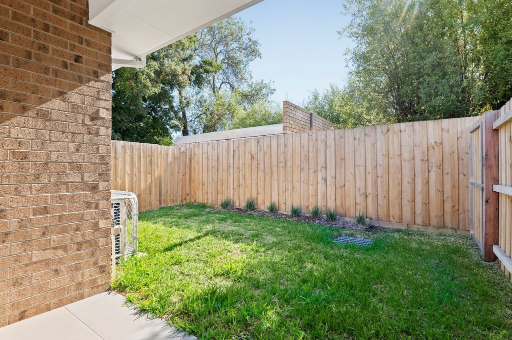 Unit 2 12 Smith Avenue Noble Park 035_1024