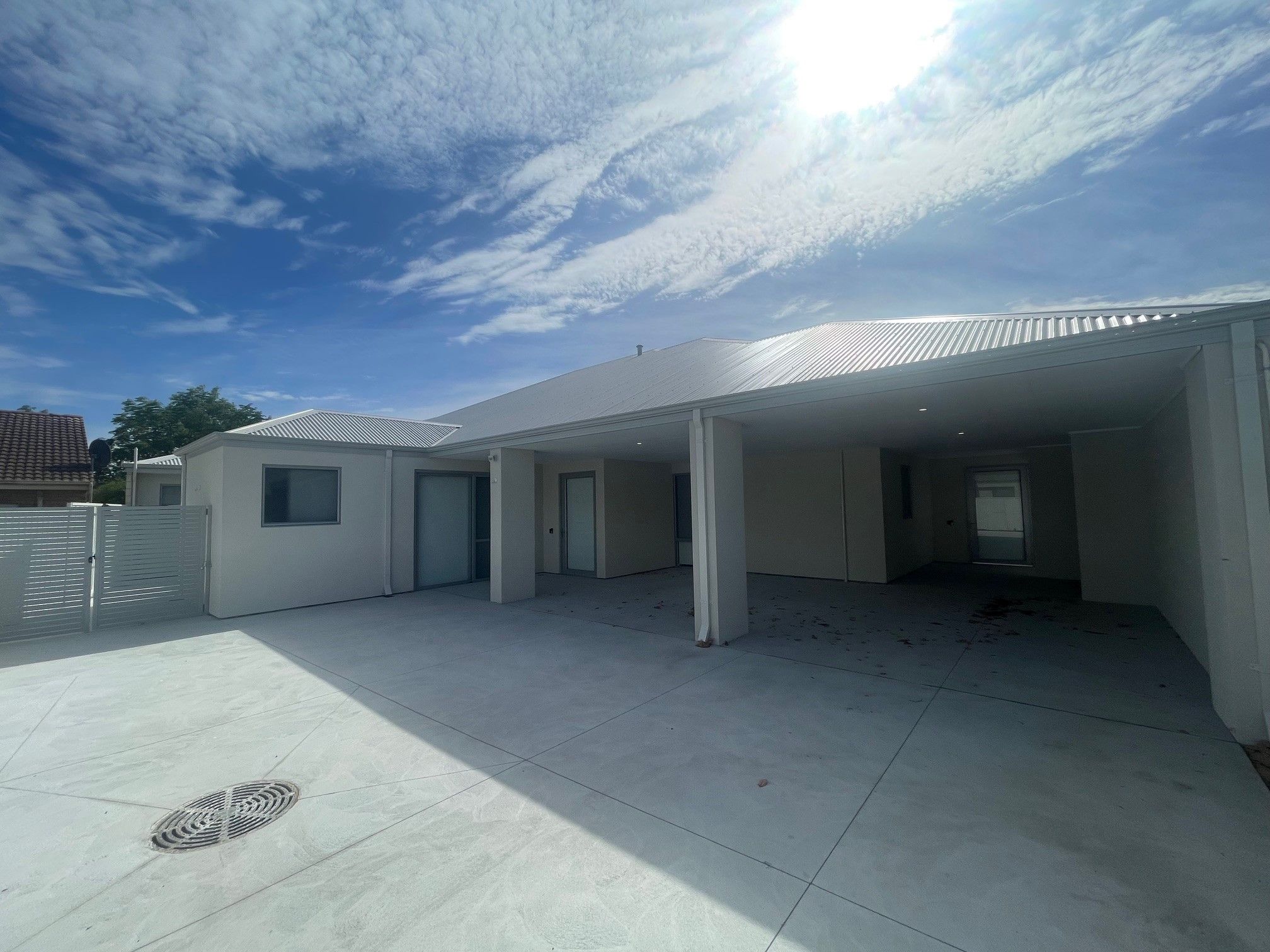 Villa B Midland Carport