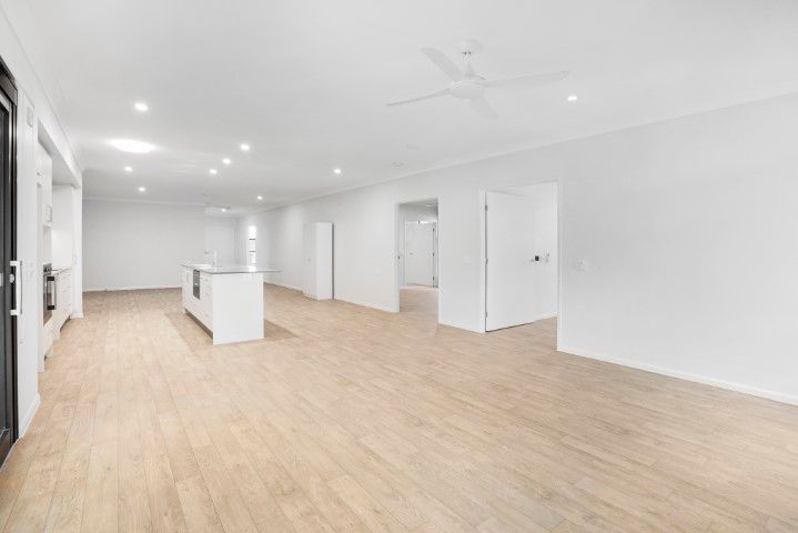 14 Moro_LivingAreas copy