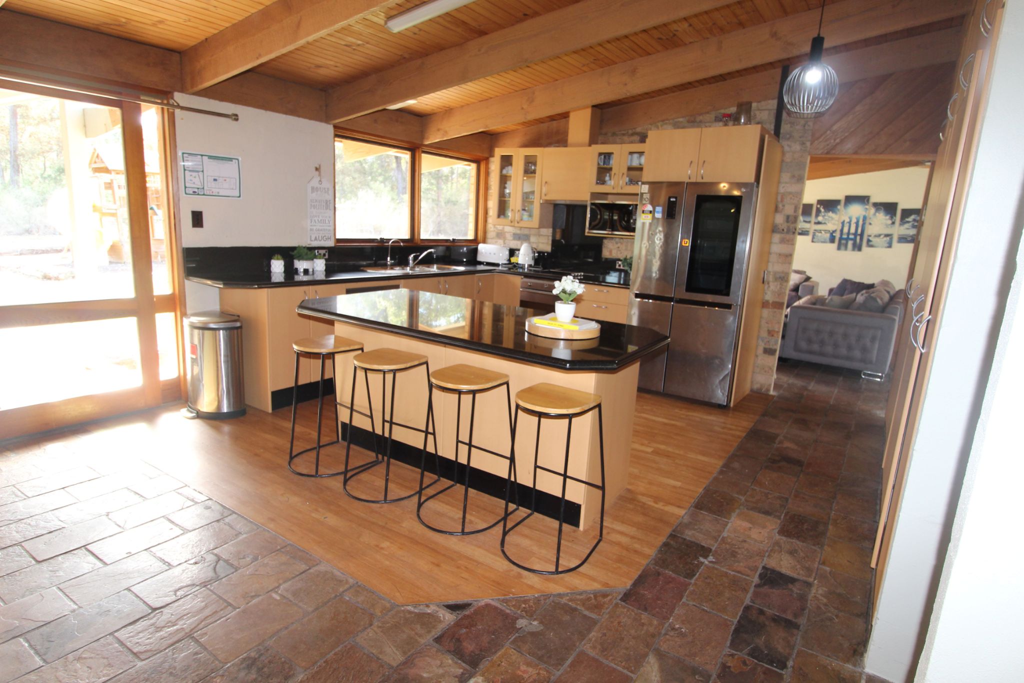 Kitchen  Reszied)