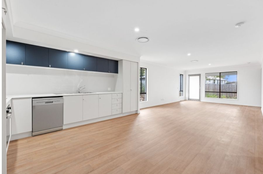 42 Cypress   kitchen & Living