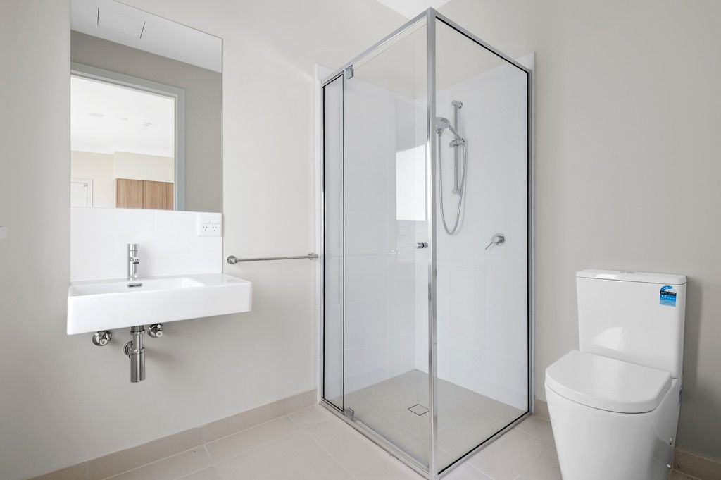 Front Living  12 Smith Avenue Noble Park 030_1024