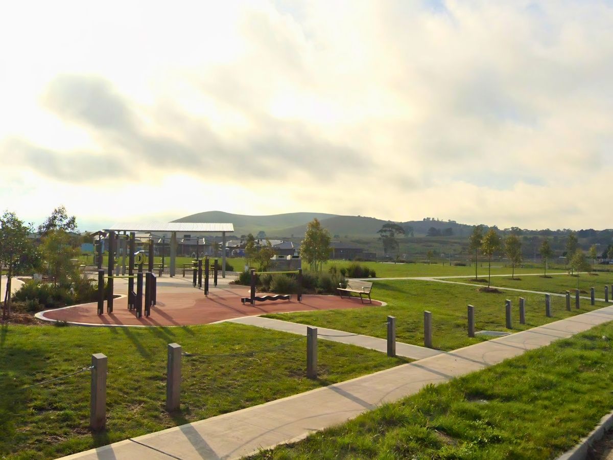 Pomegranate Dve Playground