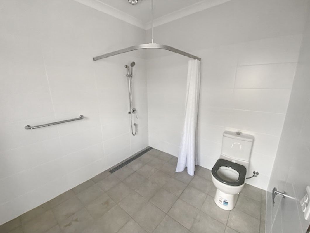 9   Chenoweth Dve 43 - Ensuite 3