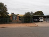 Reginald Port Pirie  1)