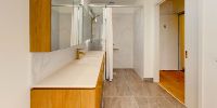 10 Bathroom2